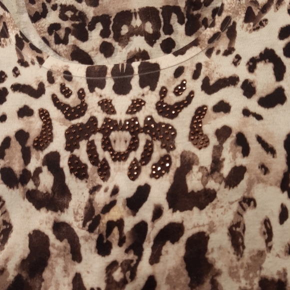 Two Shirts- One XL, One 1X - Picture 10 of 11